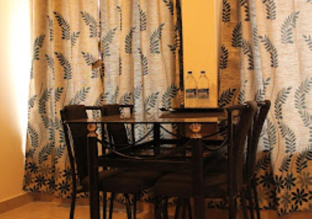 Hotel Jaltarang Kalmath Kankavali Esterno foto